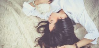4 Things Every Girl Truly Wants After A Long Day